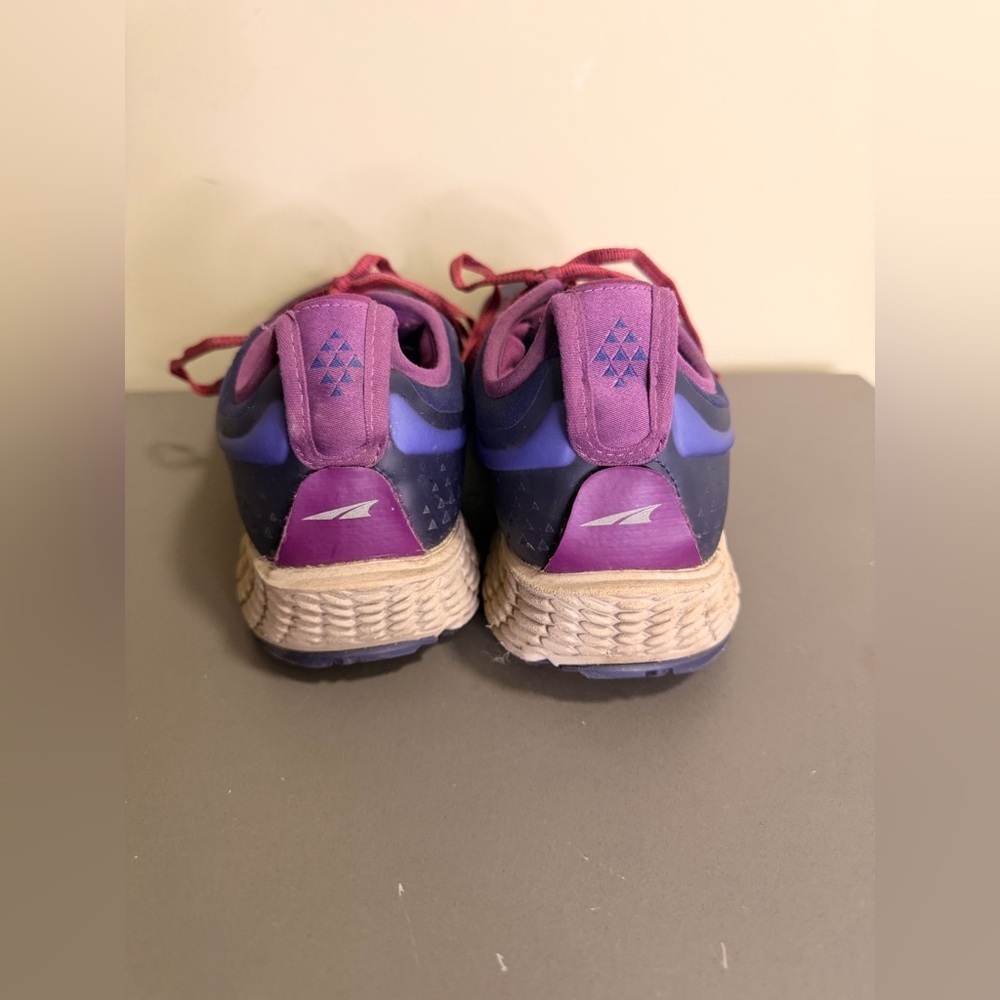 Womenโs Altra Timp Trail Running Shoes - Picture 4 of 7